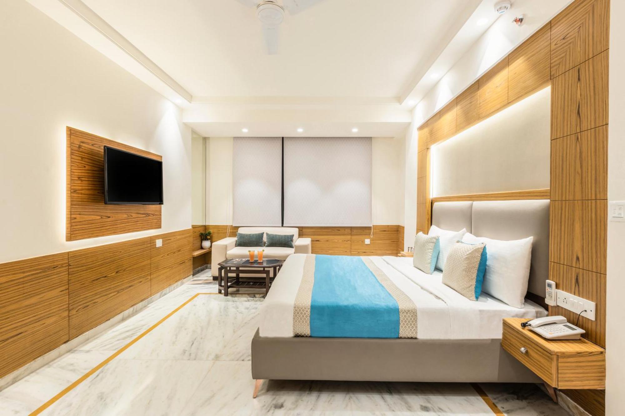 Hotel Aero Star By Star Group Yeni Delhi Dış mekan fotoğraf