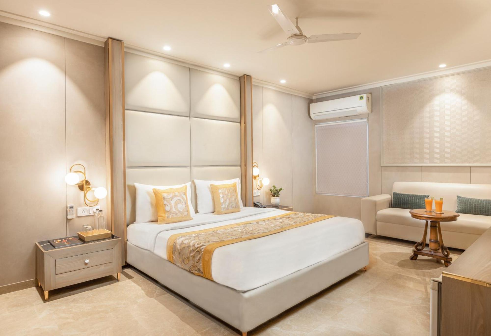 Hotel Aero Star By Star Group Yeni Delhi Dış mekan fotoğraf