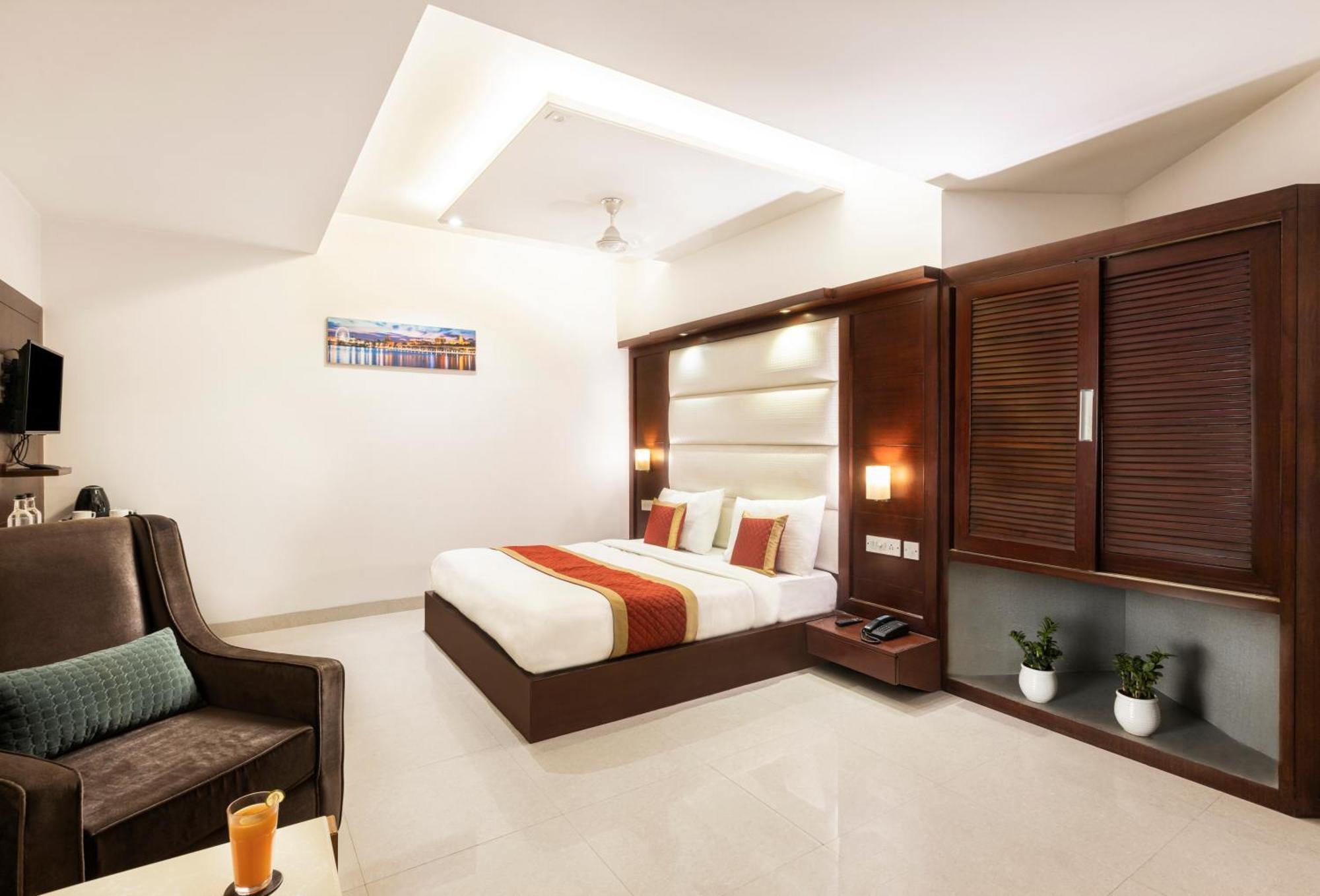Hotel Aero Star By Star Group Yeni Delhi Dış mekan fotoğraf