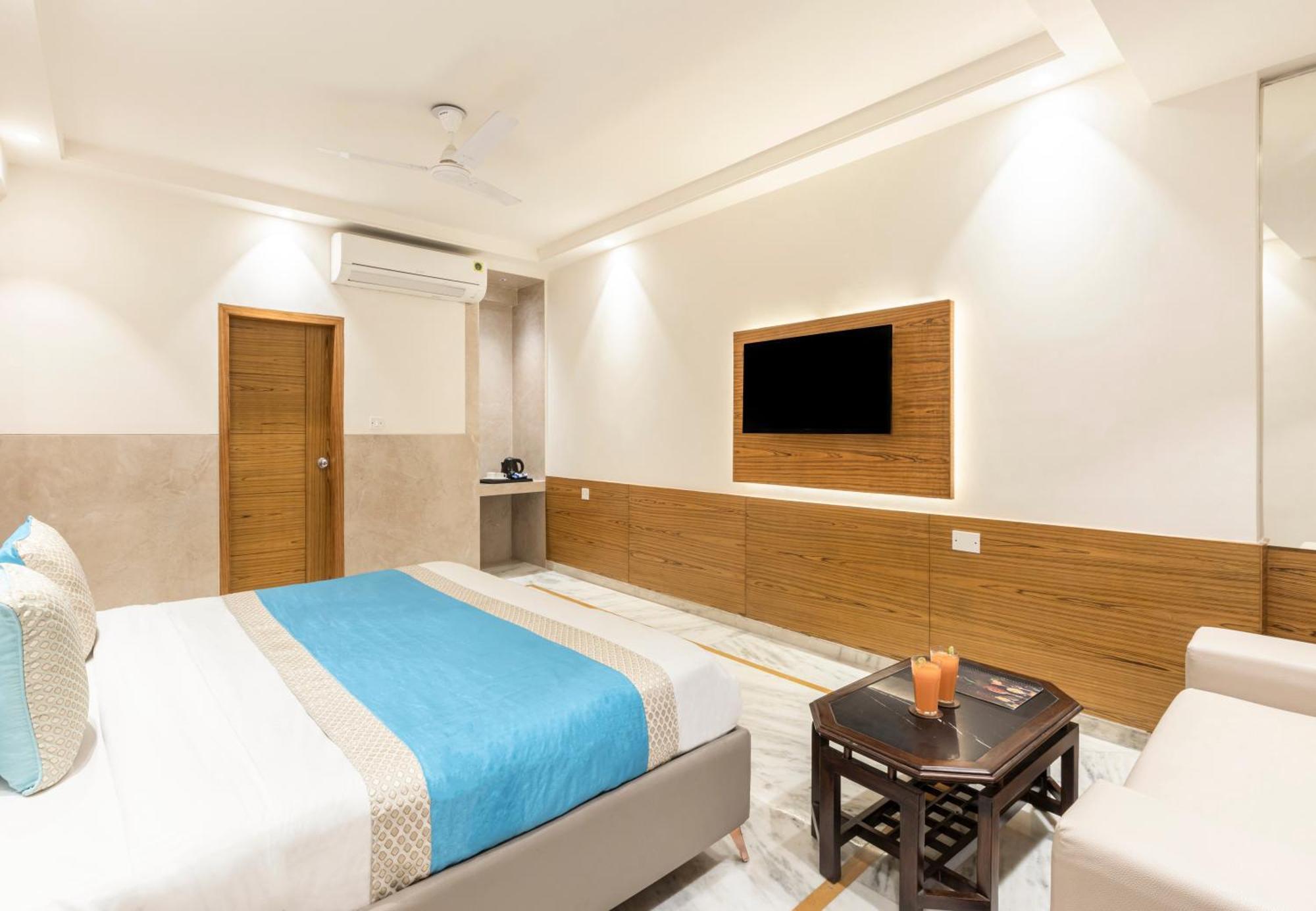 Hotel Aero Star By Star Group Yeni Delhi Dış mekan fotoğraf