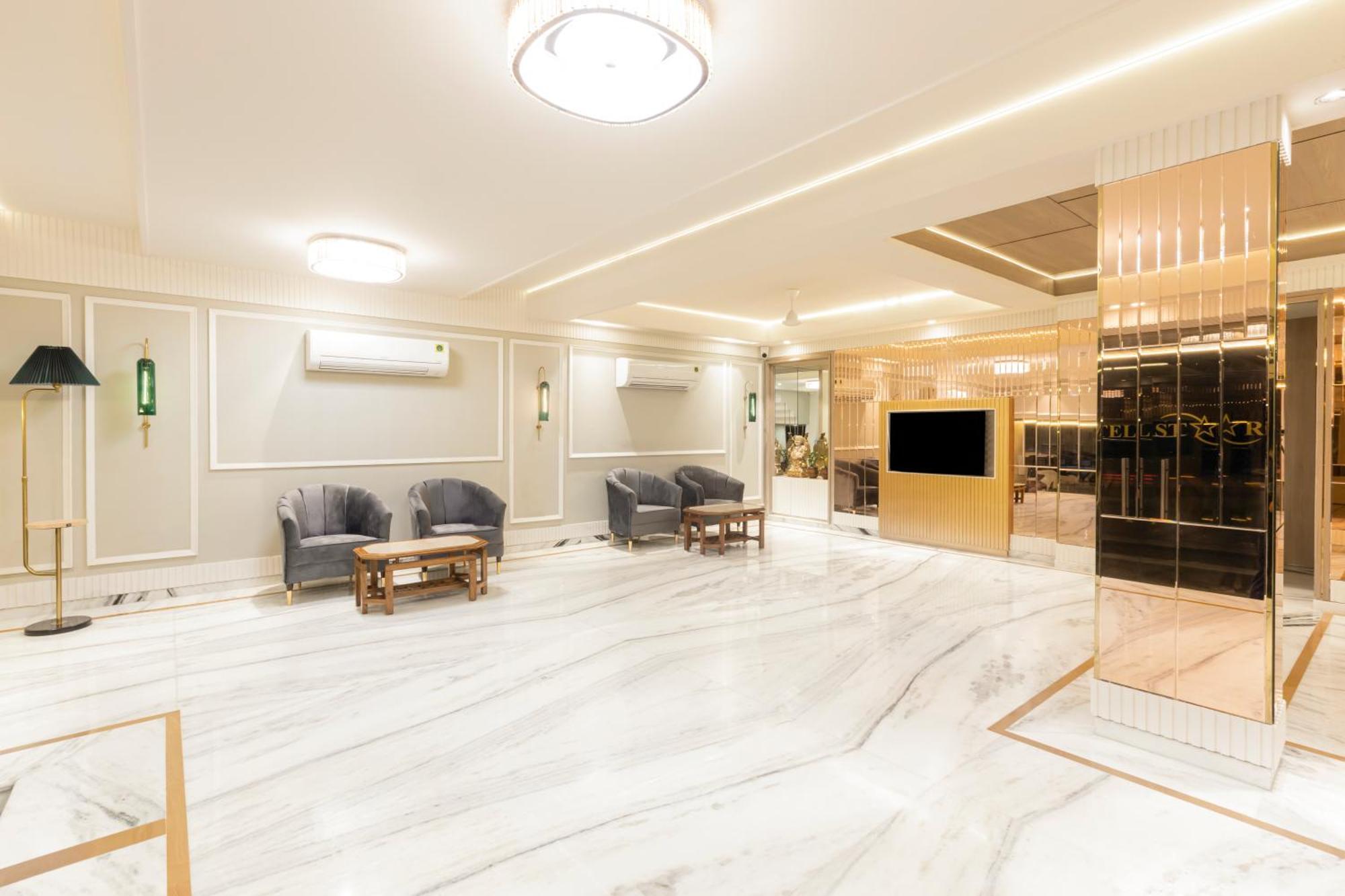 Hotel Aero Star By Star Group Yeni Delhi Dış mekan fotoğraf