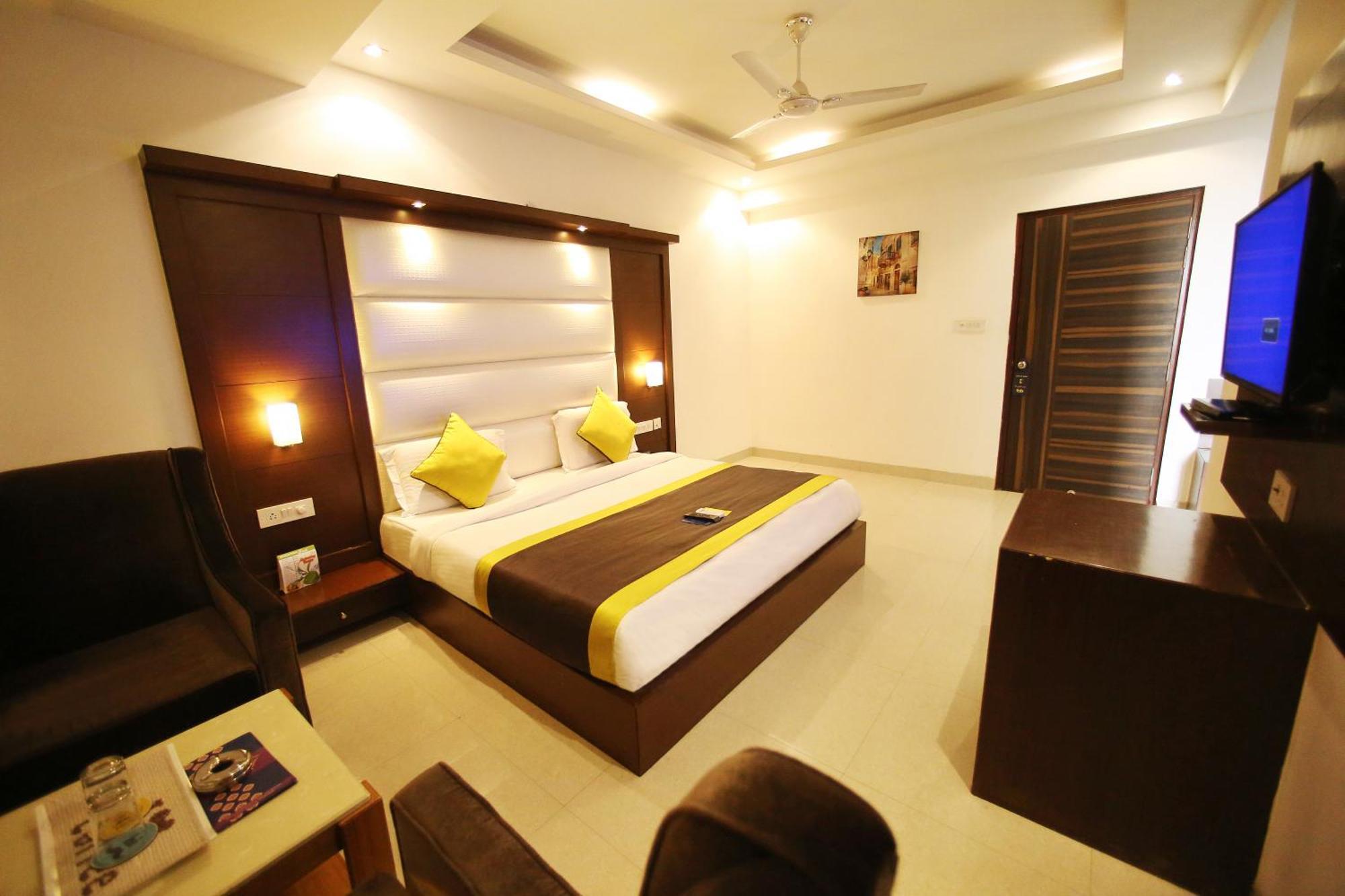 Hotel Aero Star By Star Group Yeni Delhi Dış mekan fotoğraf