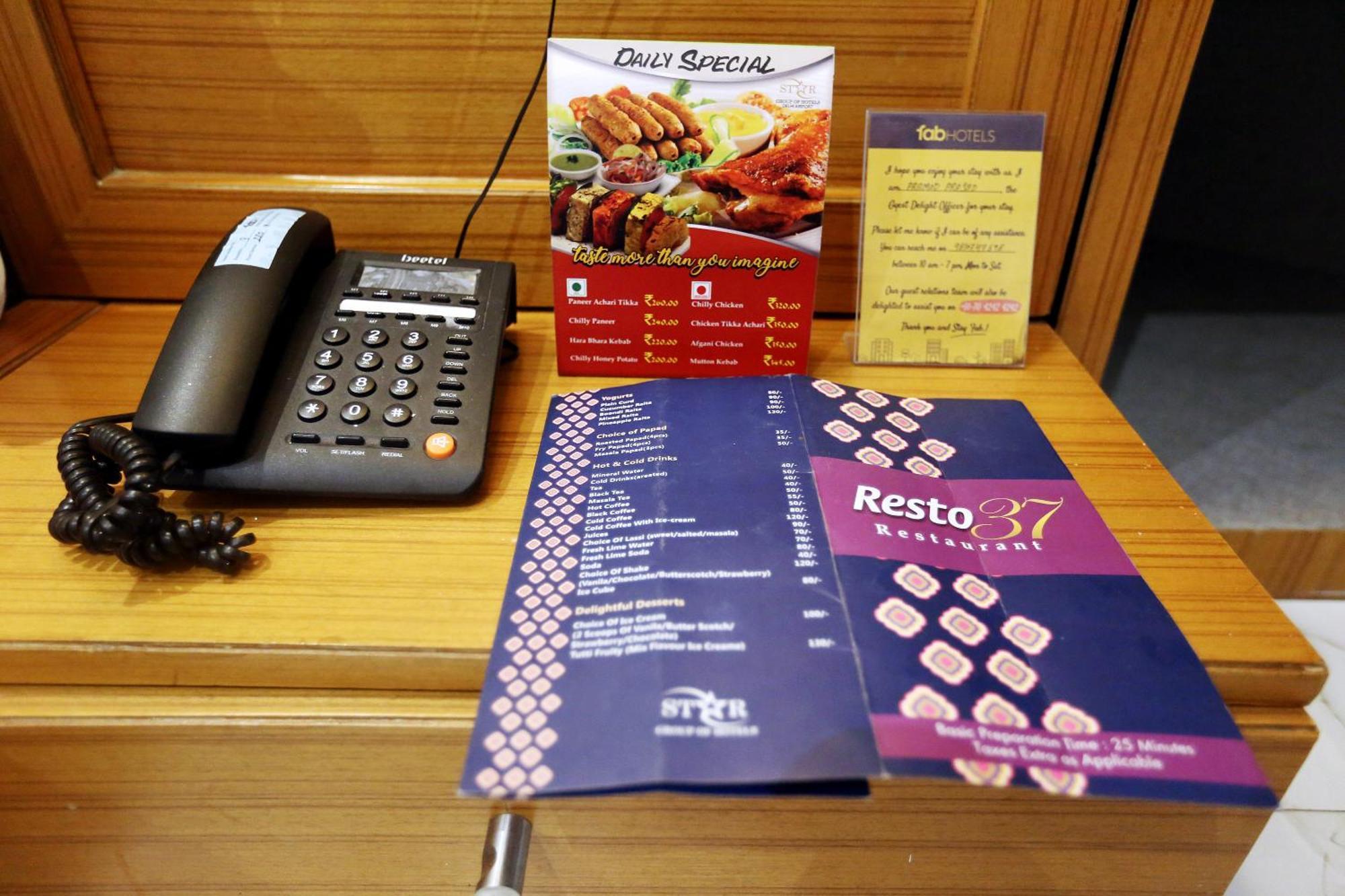 Hotel Aero Star By Star Group Yeni Delhi Dış mekan fotoğraf