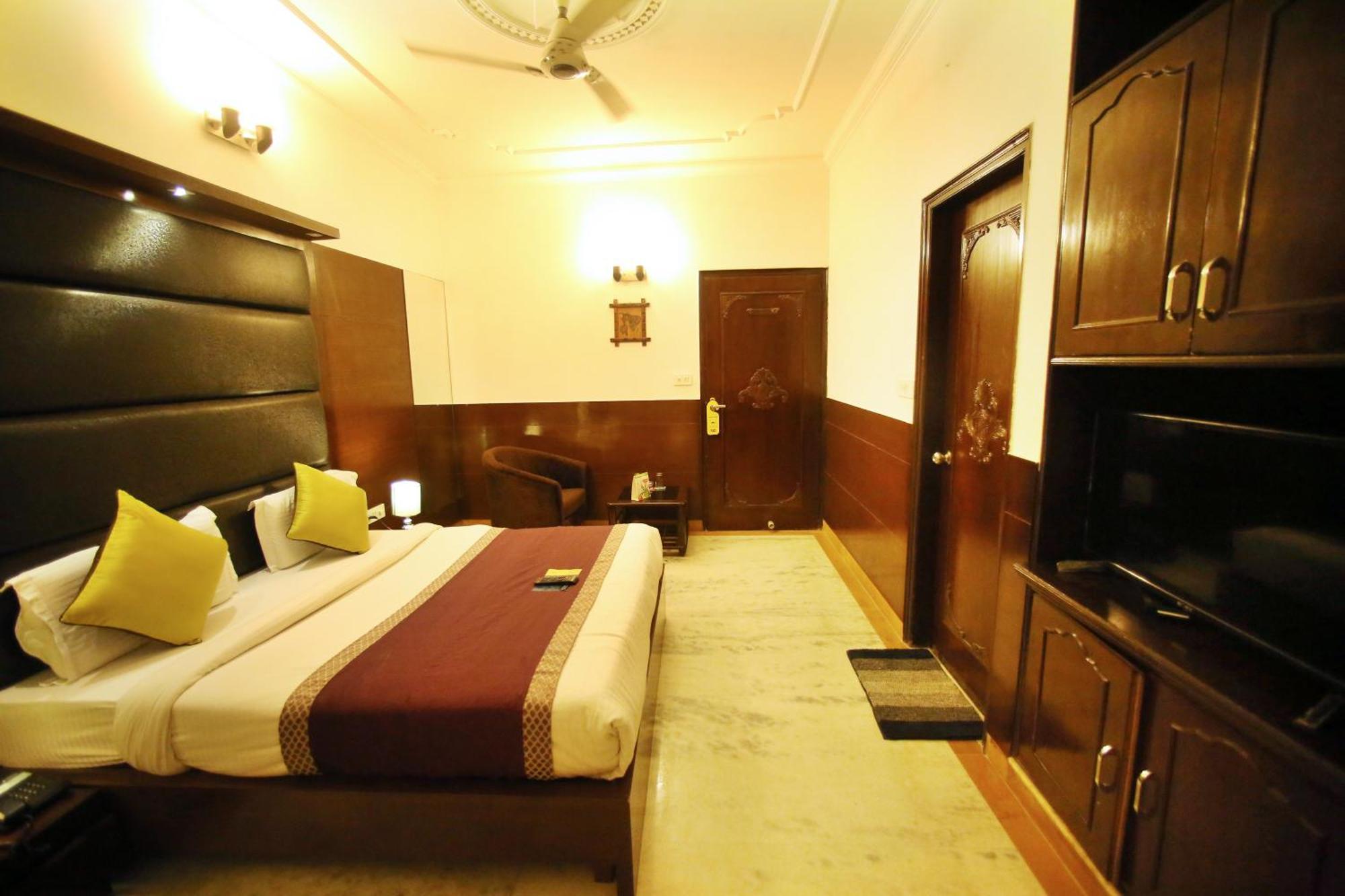 Hotel Aero Star By Star Group Yeni Delhi Dış mekan fotoğraf