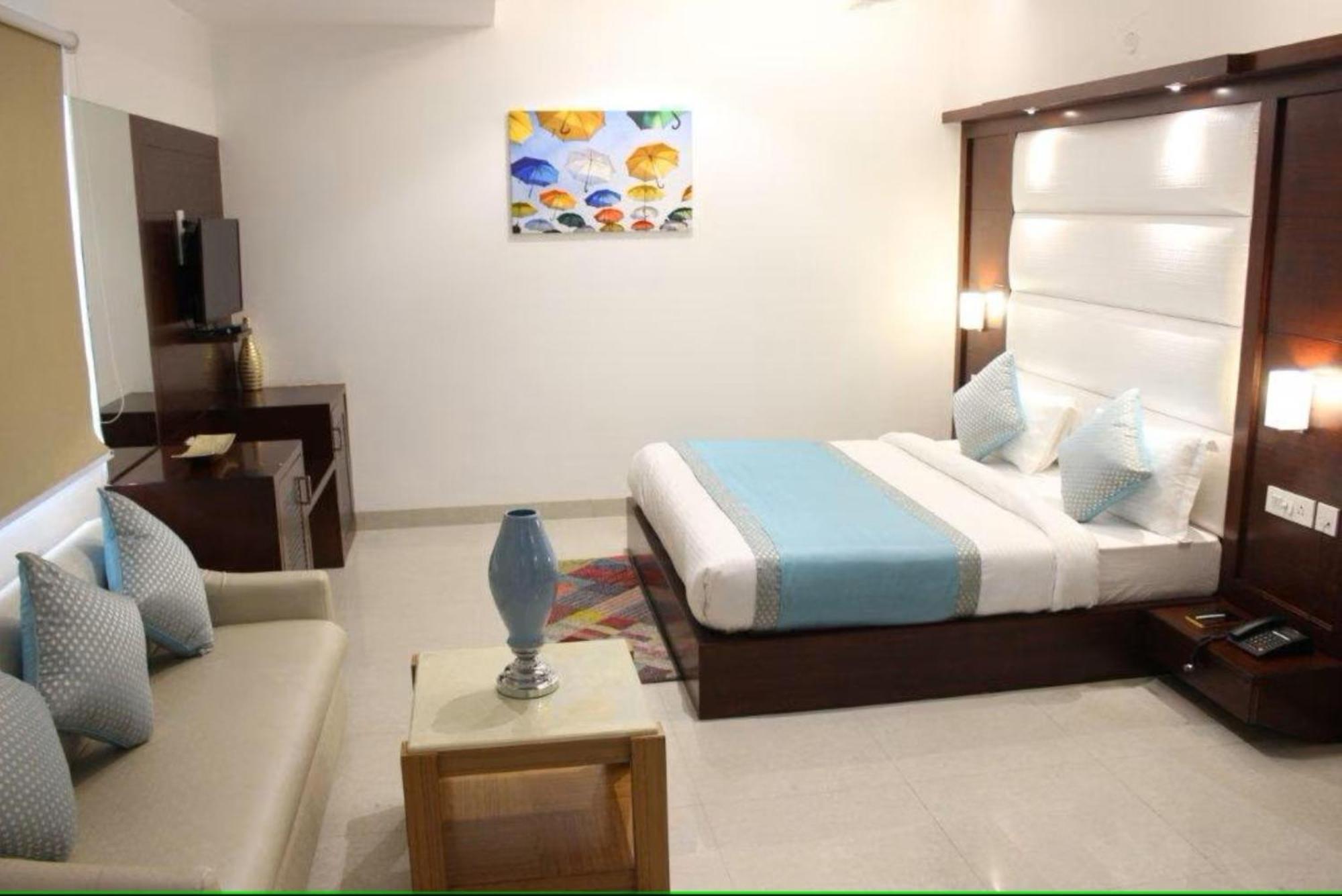 Hotel Aero Star By Star Group Yeni Delhi Dış mekan fotoğraf