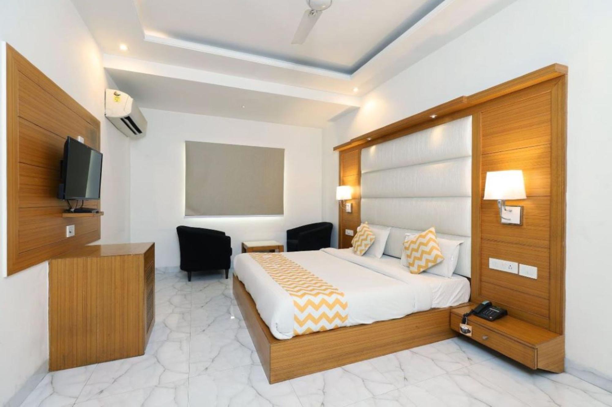 Hotel Aero Star By Star Group Yeni Delhi Dış mekan fotoğraf