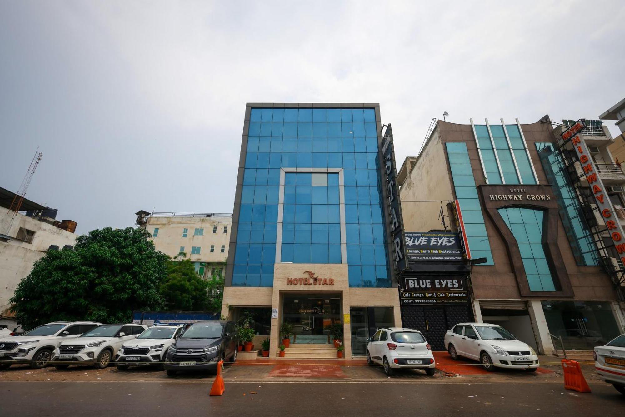 Hotel Aero Star By Star Group Yeni Delhi Dış mekan fotoğraf